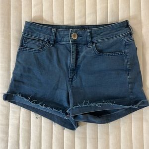 American Eagle high rise stretch shorts